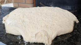 Massa de pizza como fazer passo a passo