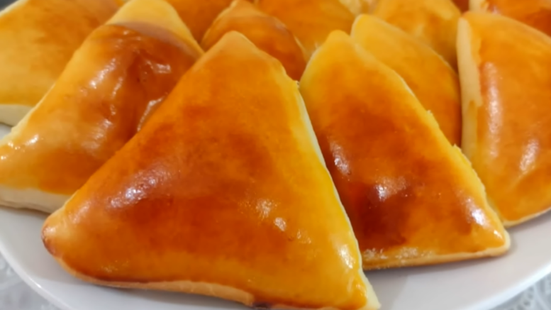 Esfiha facil e fofinha