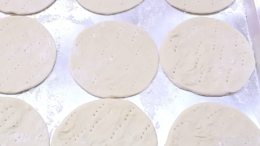 Massa de mini pizza facil